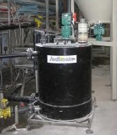 Bac de lait de chaux