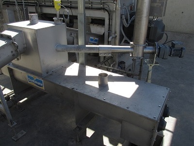 View of the injector ID80 and the double-shaft sludge mixer