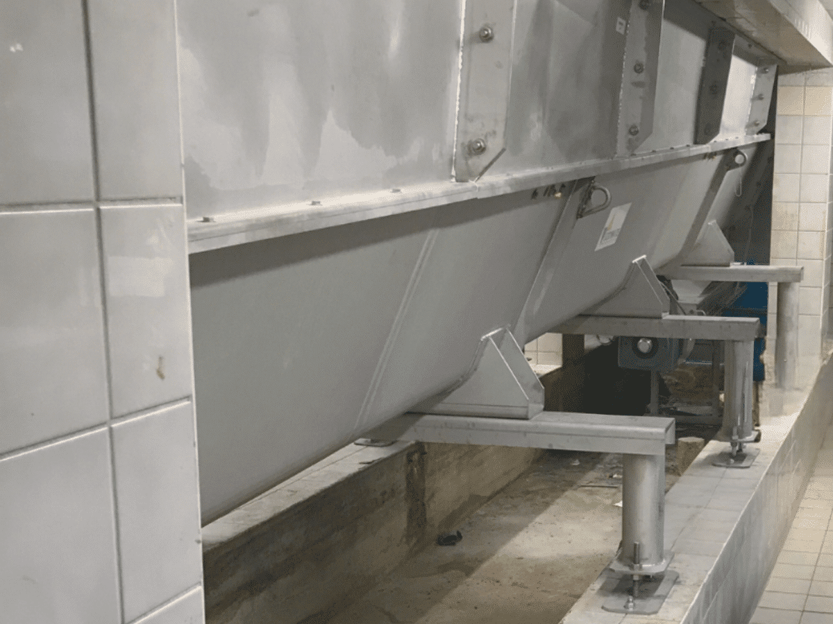 Notched double screw